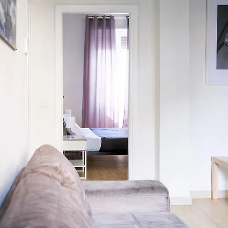 Twelveholly Apartament