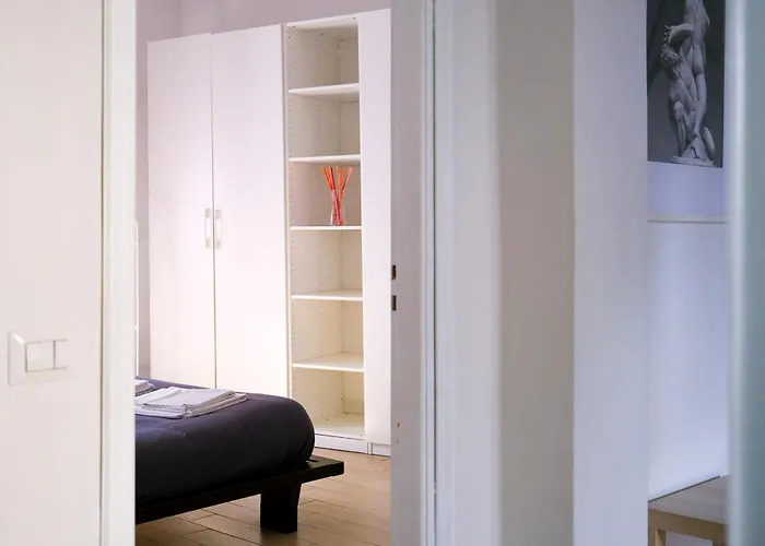 Twelveholly Apartmán *
